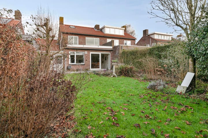 Foto 37 van Julianalaan 25