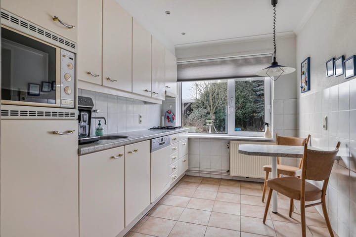 Foto 11 van Julianalaan 25