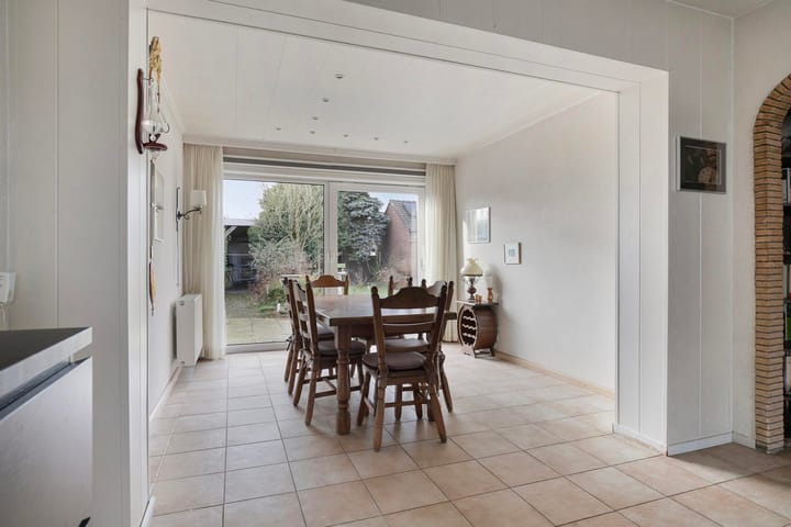 Foto 9 van Julianalaan 25