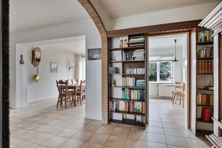 Foto 6 van Julianalaan 25