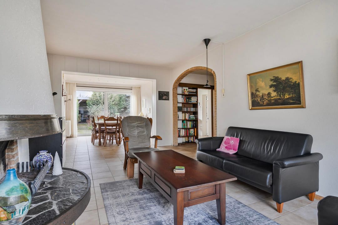 Foto 8 van Julianalaan 25