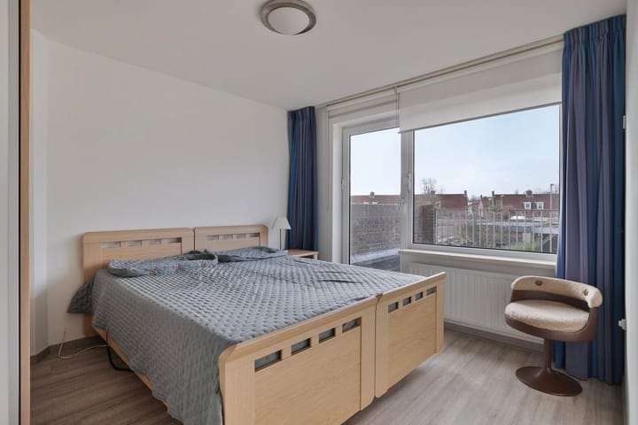 Foto 19 van Julianalaan 25