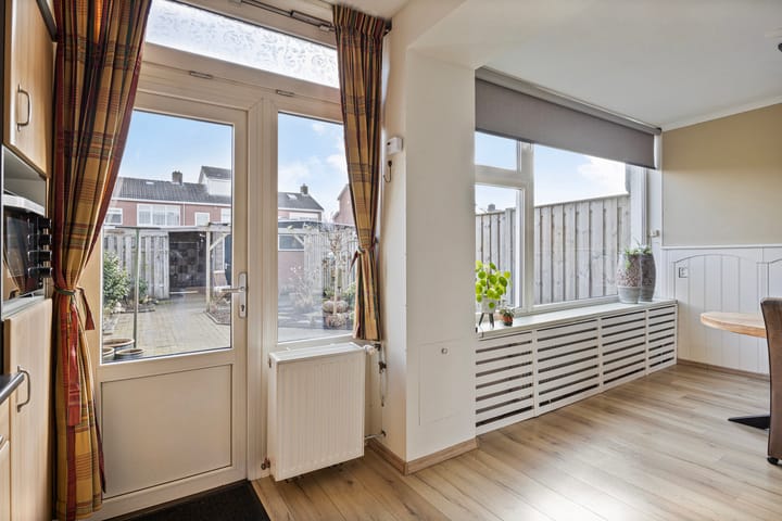 Foto 19 van Jan Voermanstraat 35