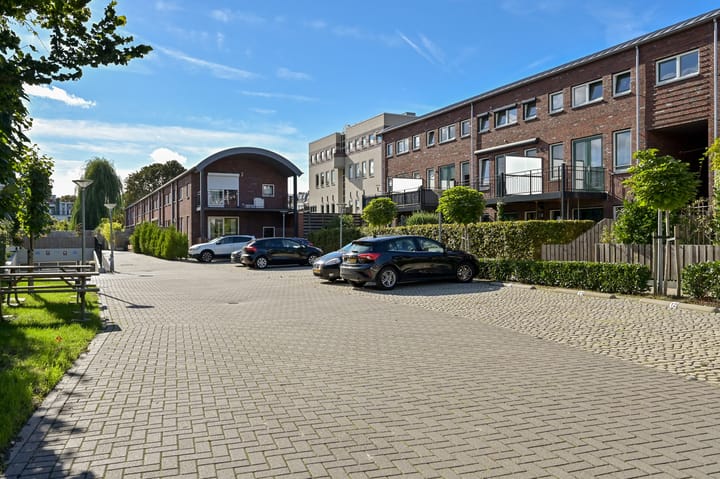 Foto 4 van Spaarwaterhof 10