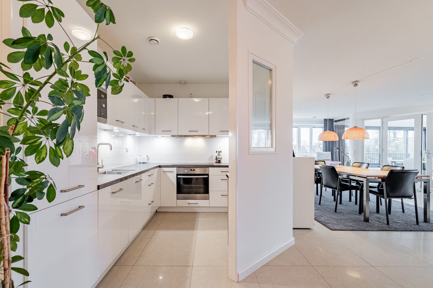 Foto 19 van Ouddiemerlaan 4-F