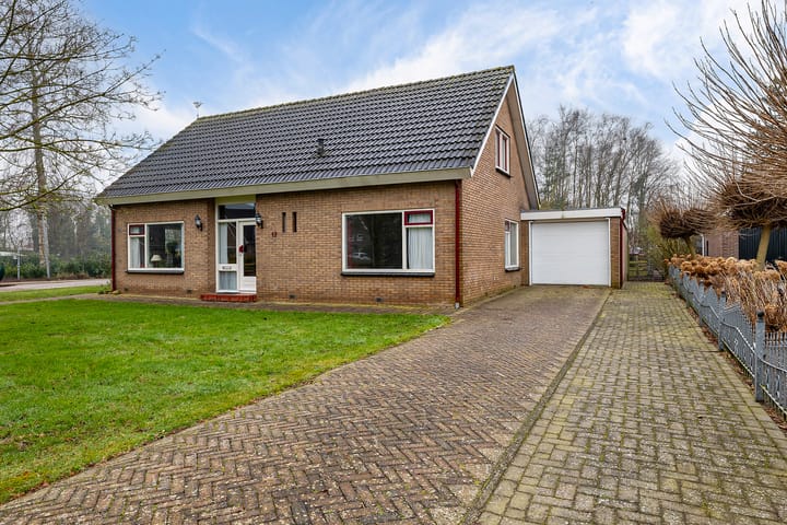 Foto 1 van Raiffeisenstraat 17