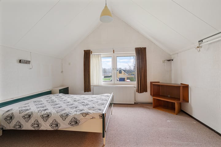 Foto 22 van Raiffeisenstraat 17