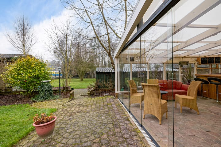 Foto 27 van Raiffeisenstraat 17