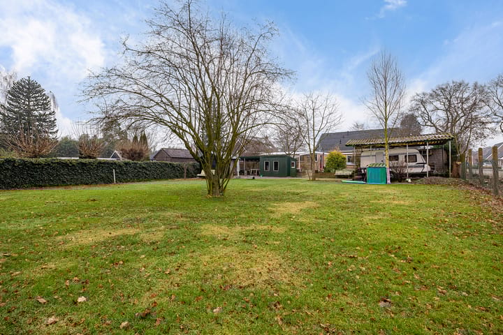 Foto 34 van Raiffeisenstraat 17