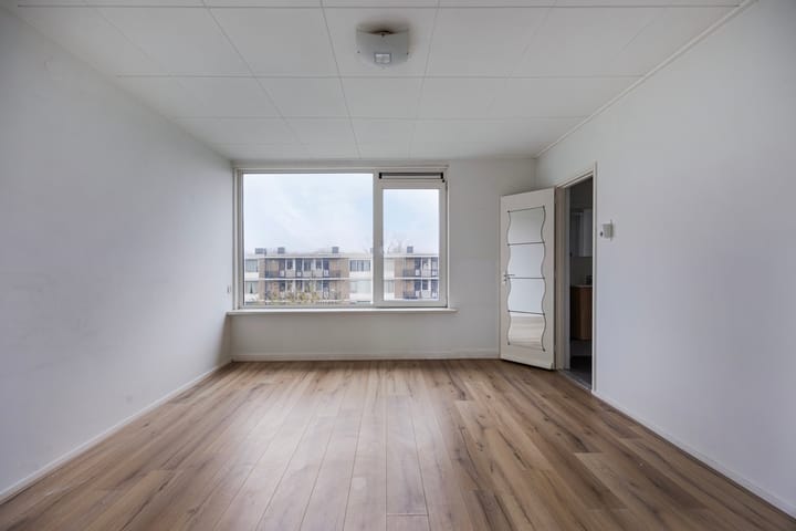 Foto 12 van Van Karnebeekstraat 31