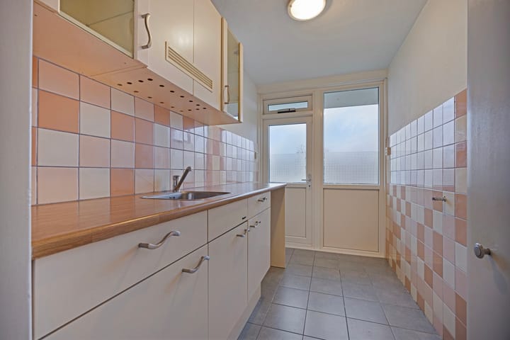 Foto 15 van Van Karnebeekstraat 31