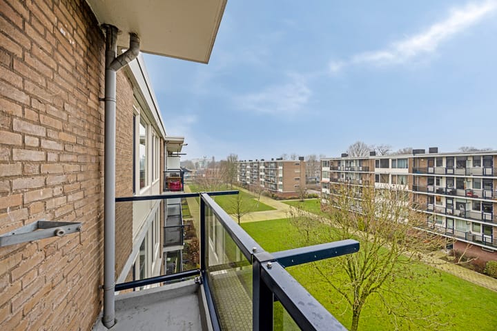 Foto 17 van Van Karnebeekstraat 31