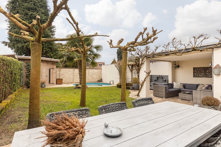 Foto 38 van Europastraat 10