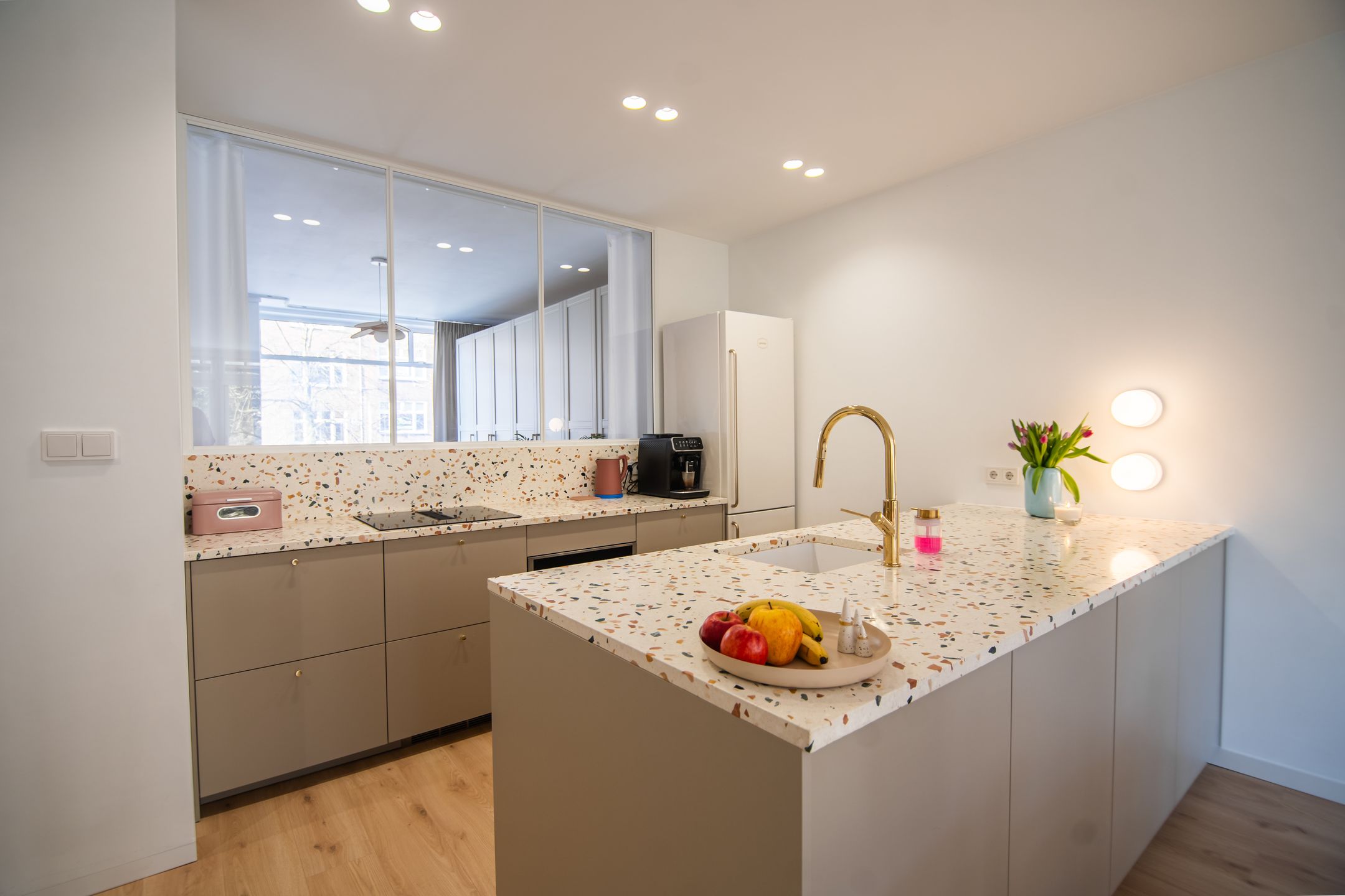 Foto 15 van Schepenstraat 10-B