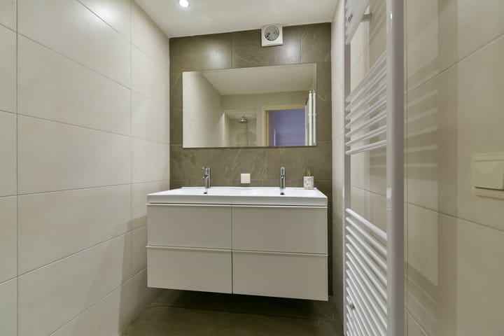 Foto 33 van Victor Hugoplantsoen 14-B1