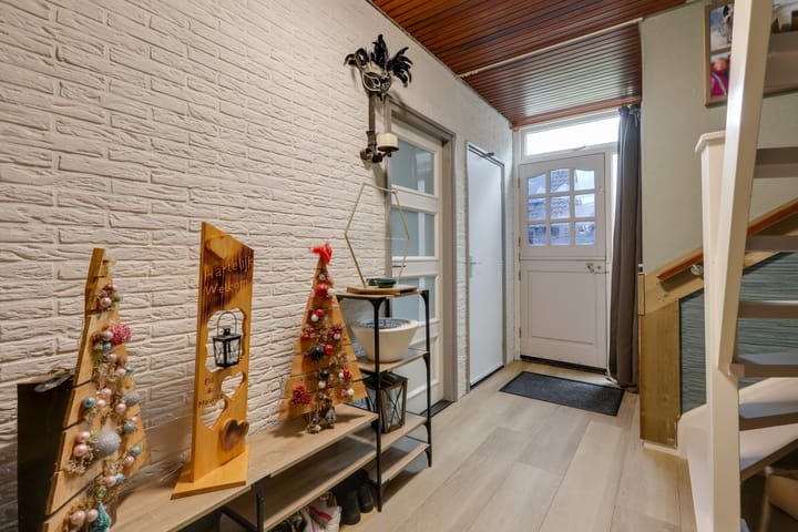 Photo 7 of Meentsestraat 12