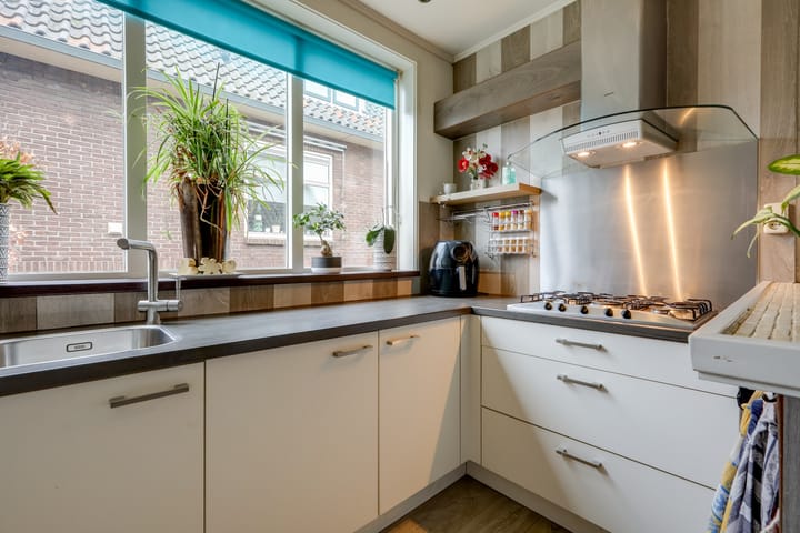 Photo 19 of Meentsestraat 12