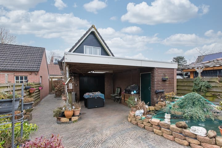 Photo 33 of Meentsestraat 12