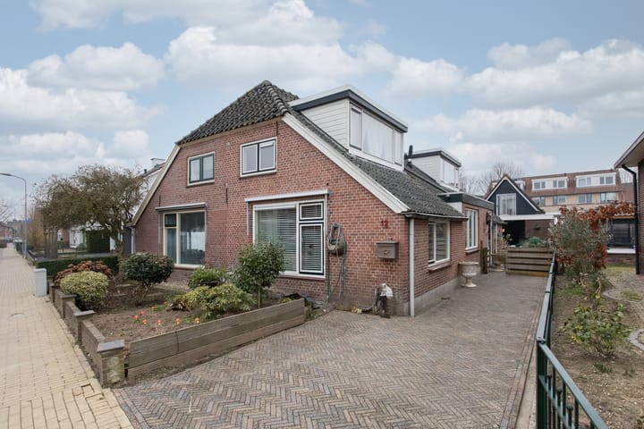 Photo 42 of Meentsestraat 12