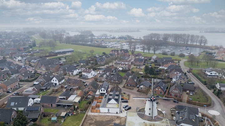 Photo 46 of Meentsestraat 12