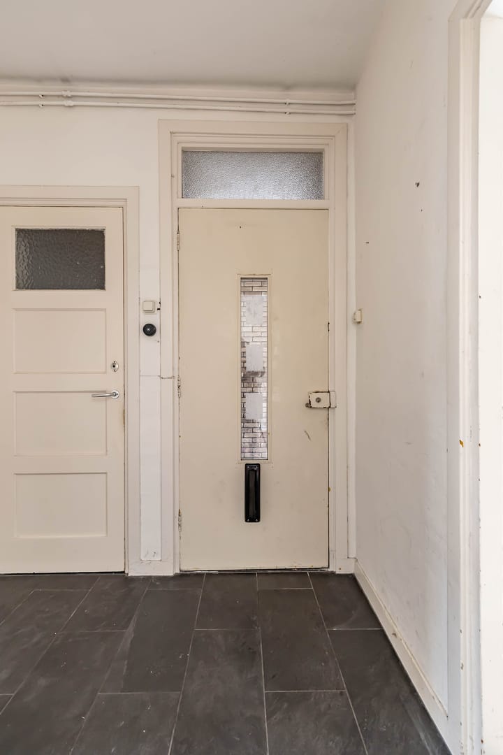 Foto 8 van Ambonstraat 21-A