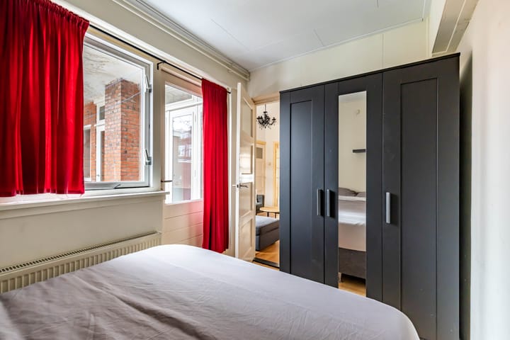 Foto 16 van Ambonstraat 21-A