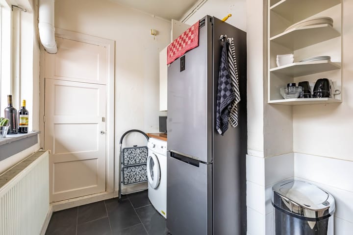 Foto 19 van Ambonstraat 21-A