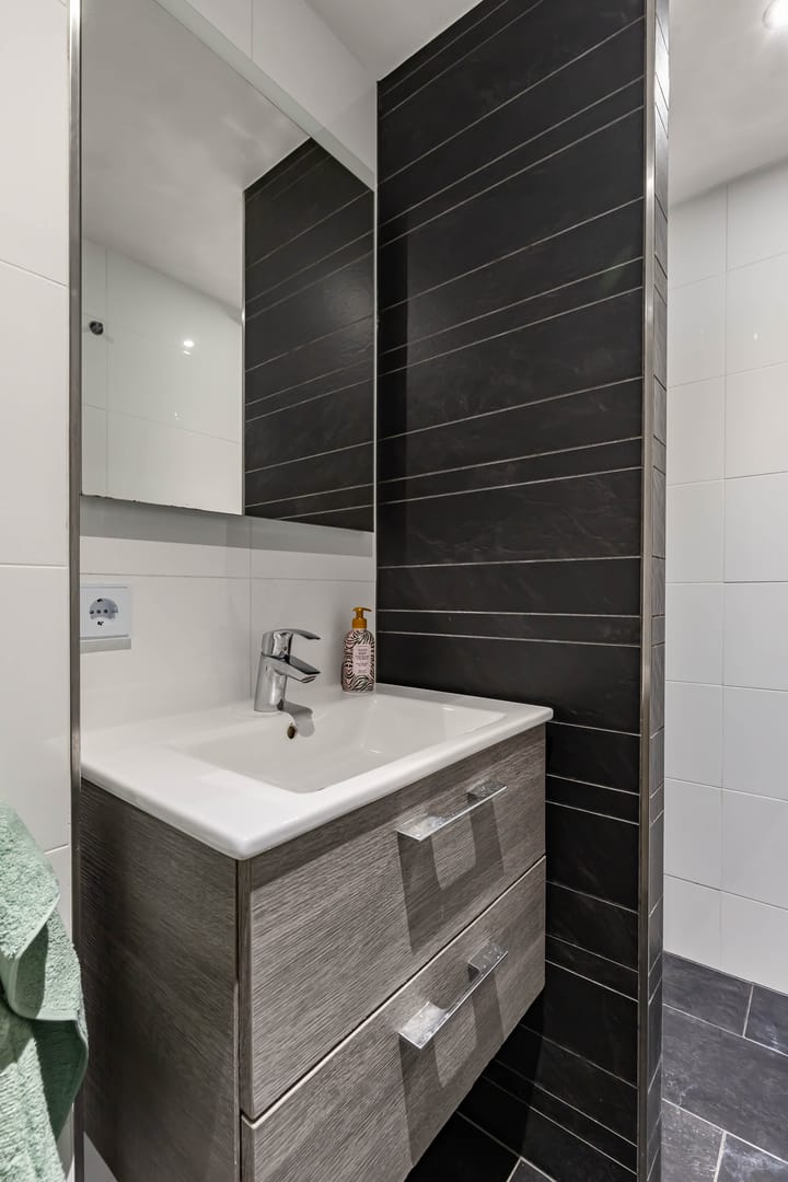 Foto 21 van Ambonstraat 21-A