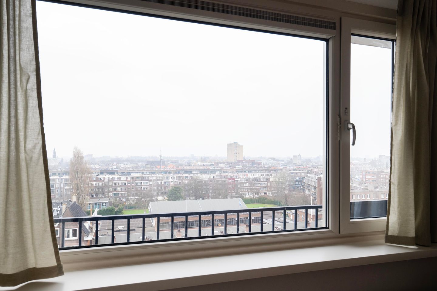 Foto 10 van Stadhoudersplein 111