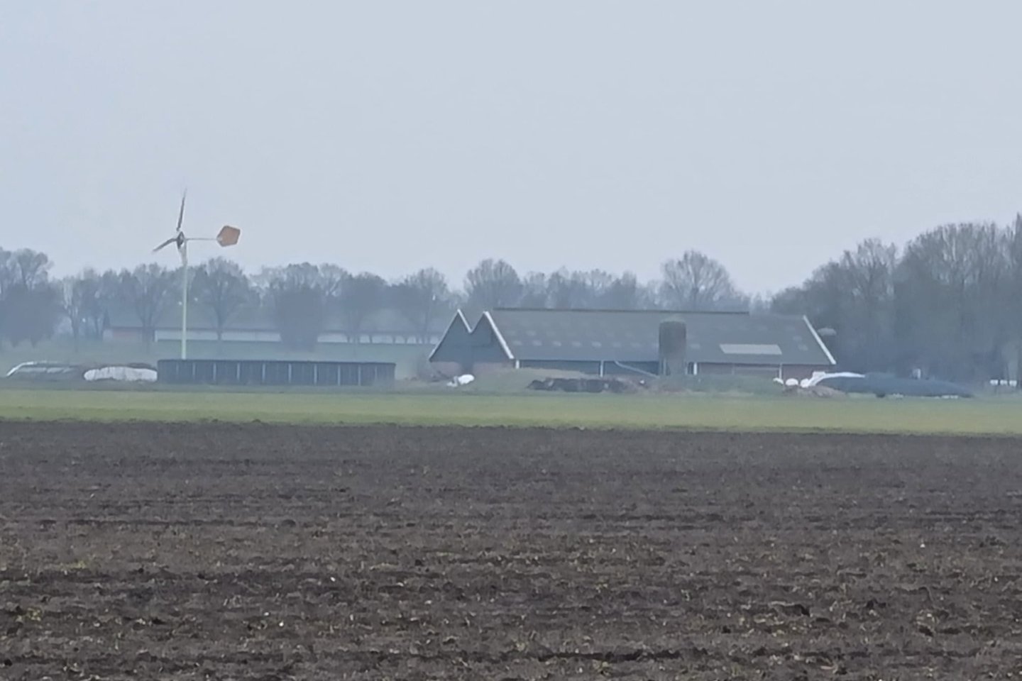 Bekijk foto 4 van Dwarsstukkerweg 6