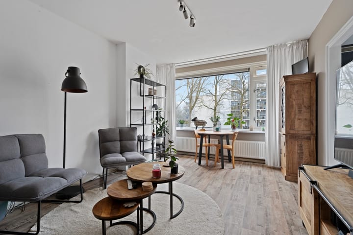 Foto 6 van Van Uvenweg 122-I