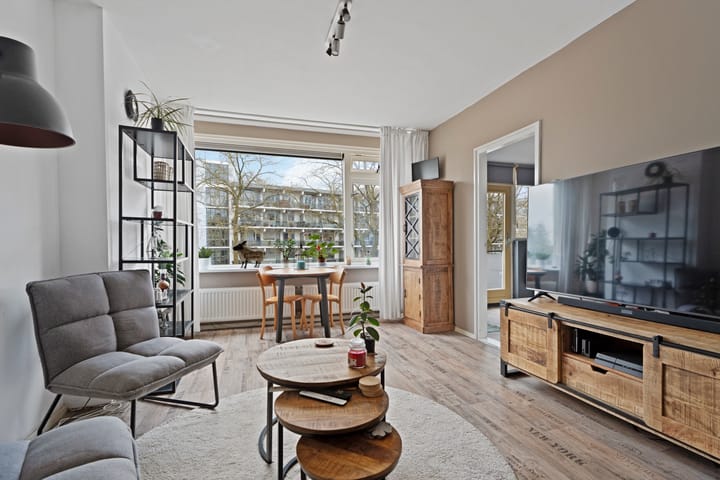 Foto 8 van Van Uvenweg 122-I