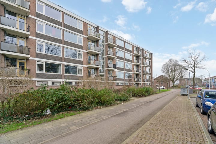 Foto 18 van Van Uvenweg 122-I