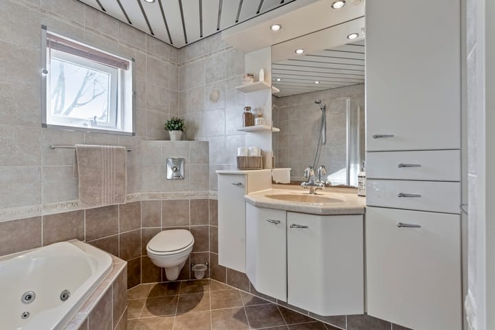 Foto 24 van Oosterweide 42