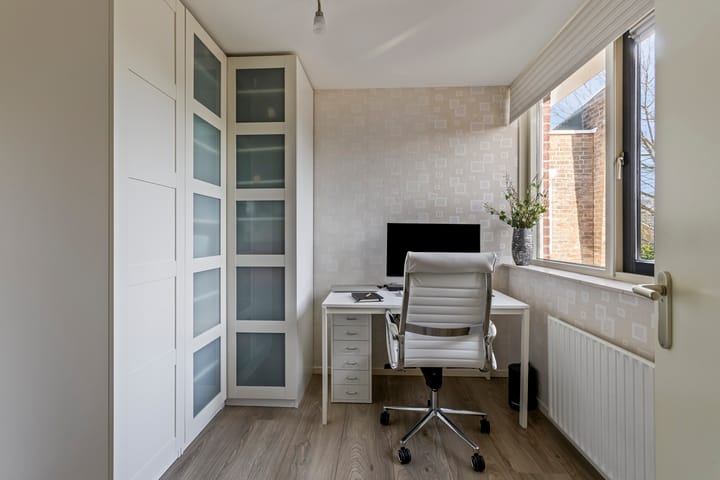 Foto 31 van Oosterweide 42