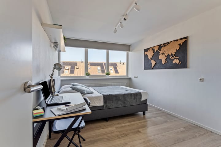 Foto 34 van Oosterweide 42