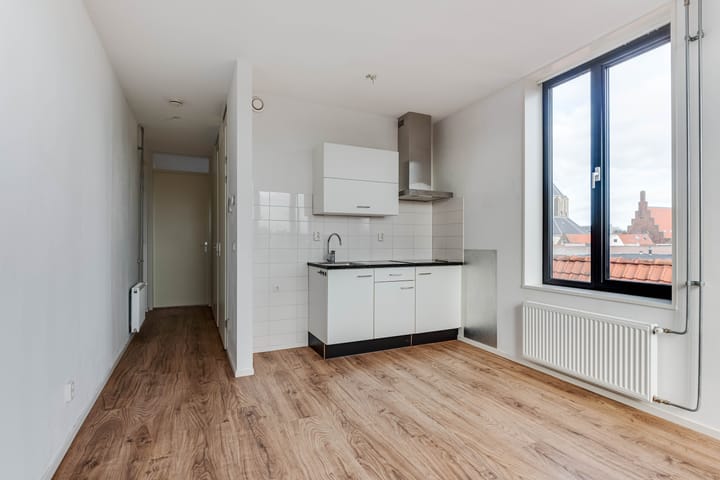 Foto 6 van Laat 202-F