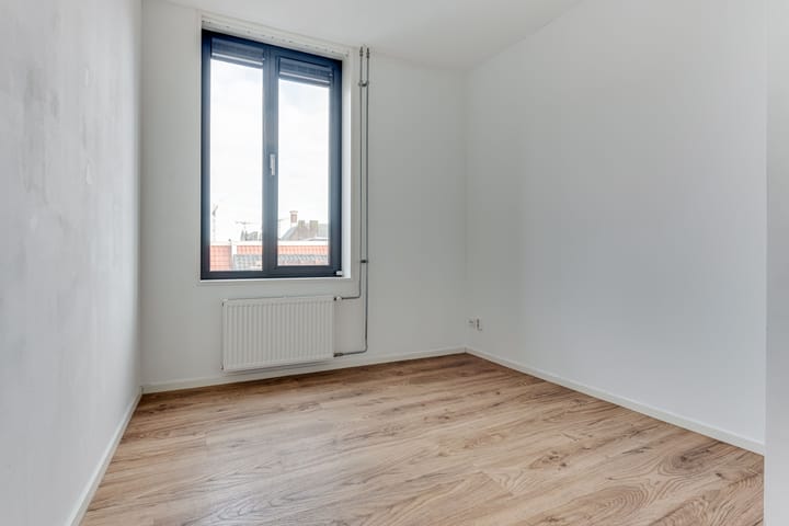 Foto 12 van Laat 202-F