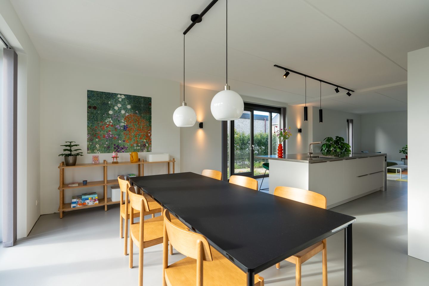 Photo 14 of Mezenlaan 11