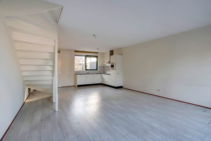 Foto 12 van Amerstraat 4