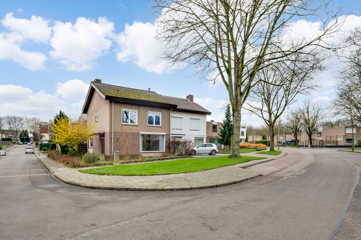 Foto 1 van Bachstraat 41