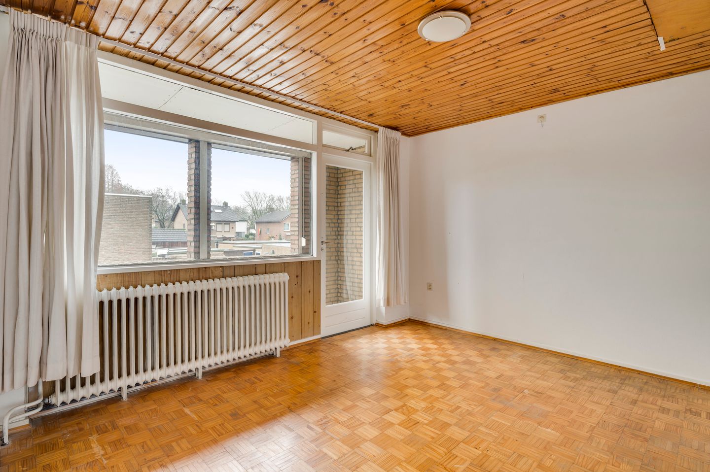 Photo 14 of Bachstraat 41