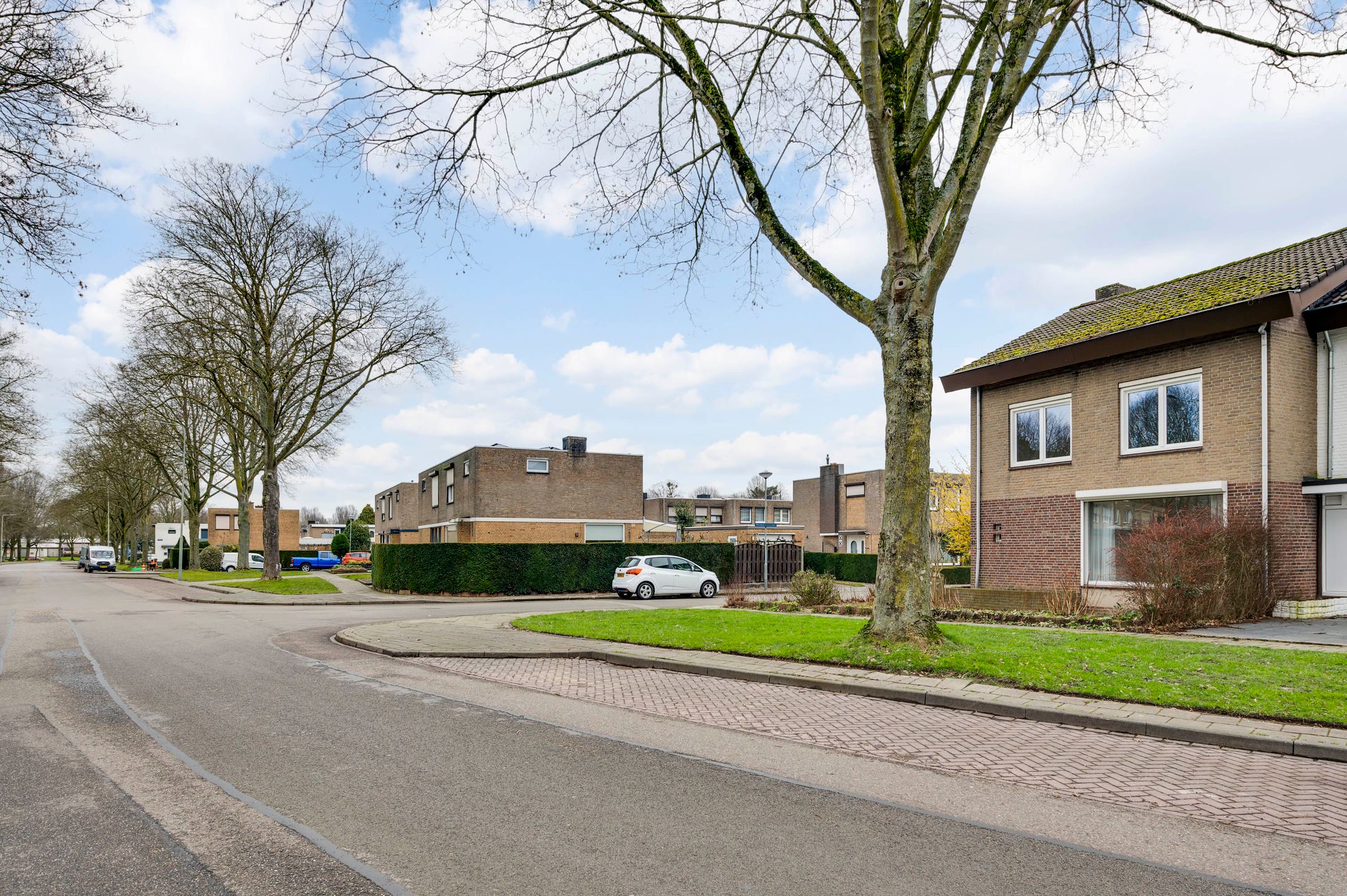 Photo 21 of Bachstraat 41