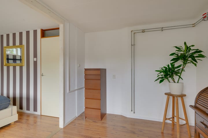 Foto 27 van Midden Woerd 29