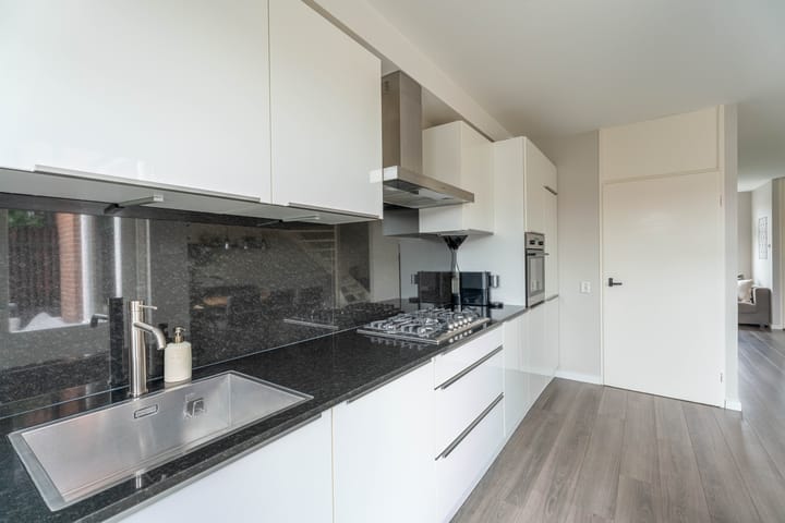 Foto 10 van Rijnzichtweg 183