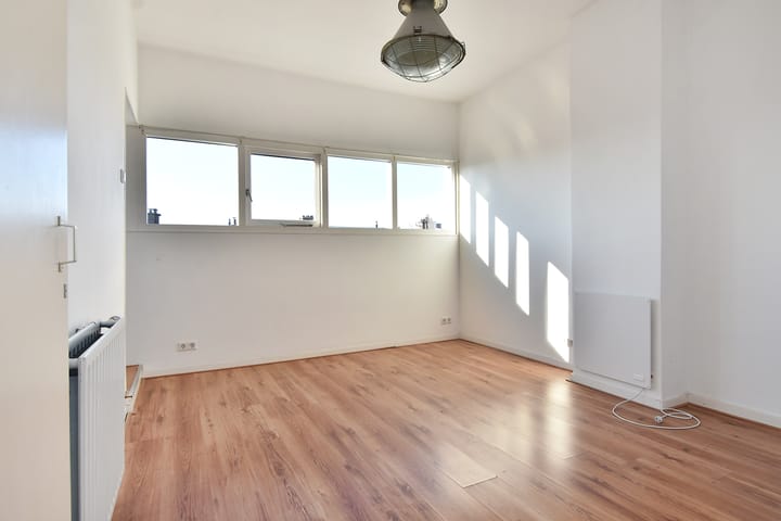 Foto 33 van Fahrenheitstraat 306