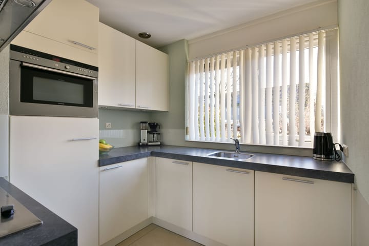 Photo 4 of Loopveltweg 128