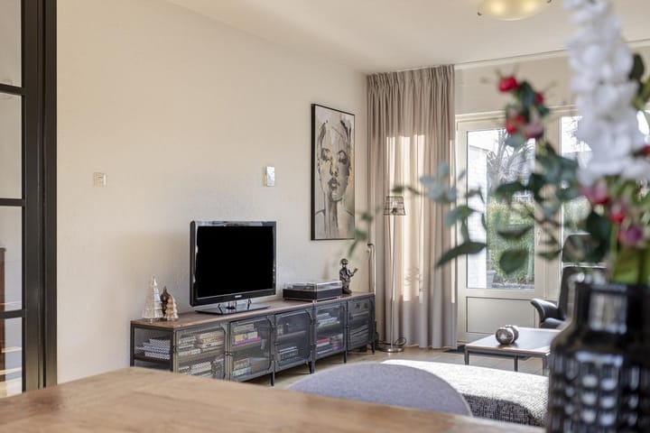 Foto 7 van Burgemeester Joostenlaan 7