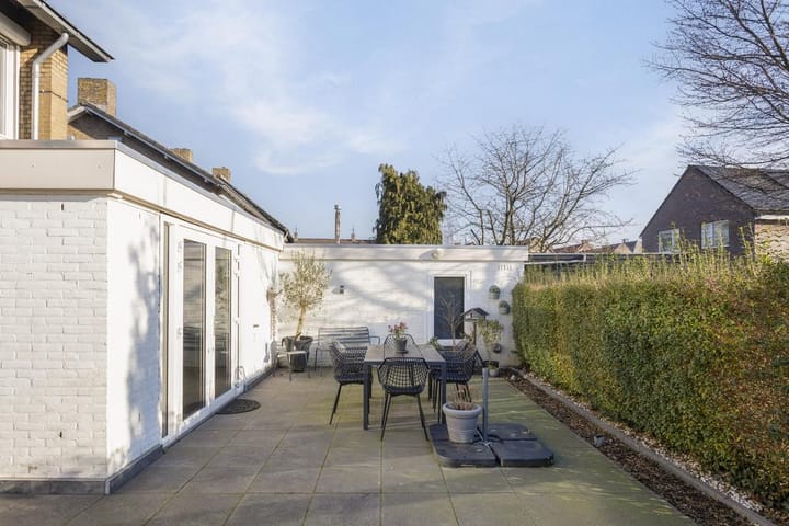 Foto 30 van Burgemeester Joostenlaan 7