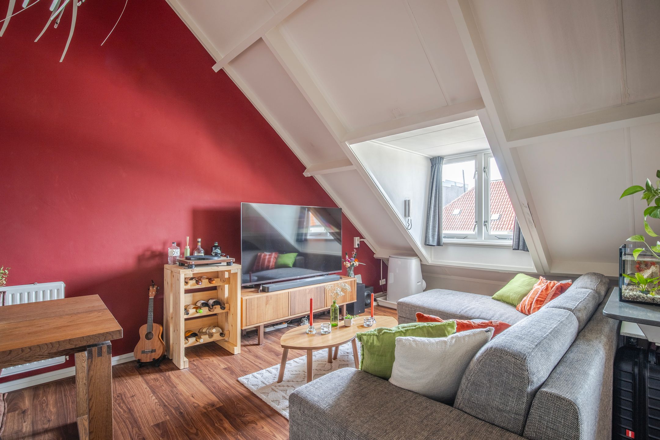 Foto 3 van Emmastraat 9-4